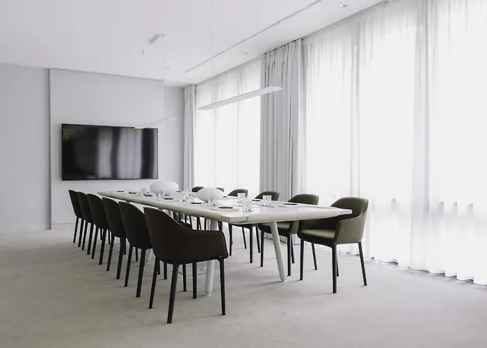 Pullman Berlin Schweizerhof Hotell